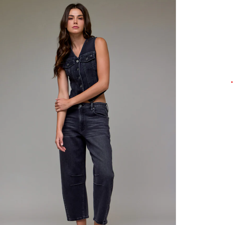 Cropped Barrel Fit Jeans