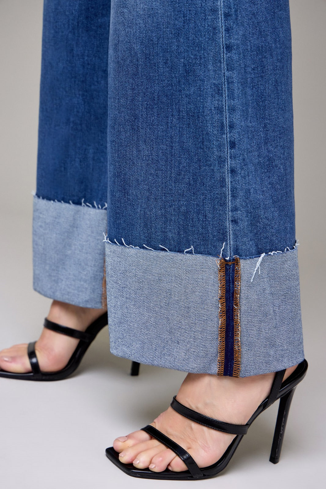 HIGH RISE HAPPI COMFORT FLARE JEANS