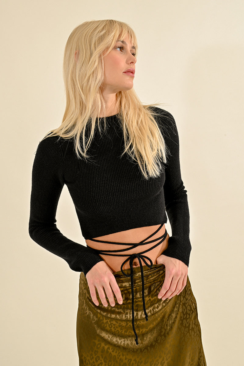 CROP TOP SWEATER WITH LACE