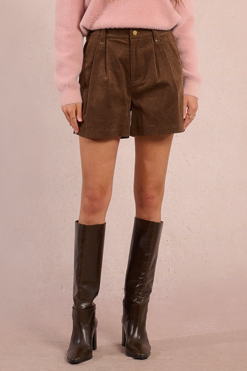 Short Cafe con Pliegues